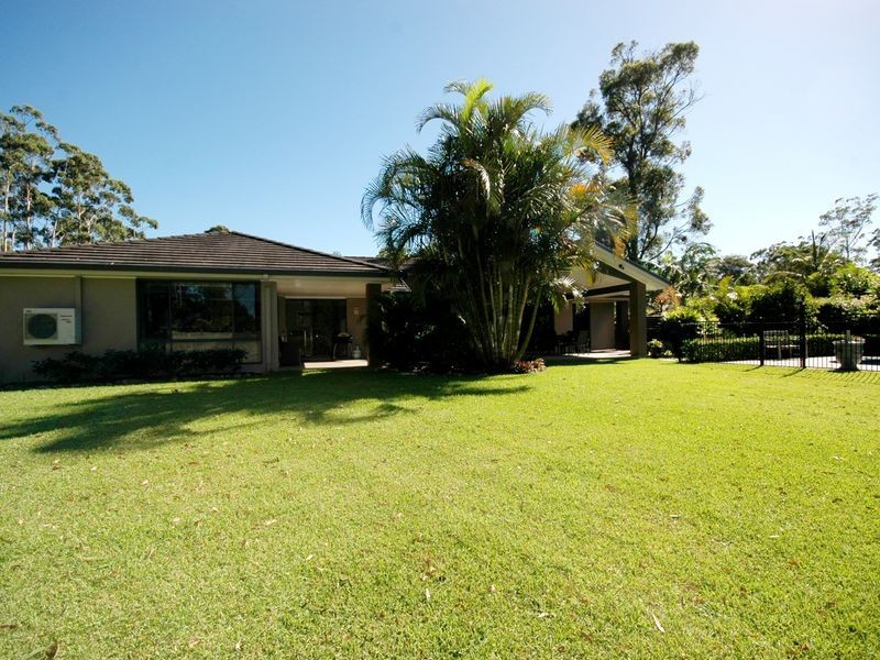 7 Edgewater Close, Lake Cathie NSW 2445