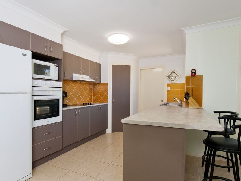 31 Explorers Way, Lake Cathie NSW 2445