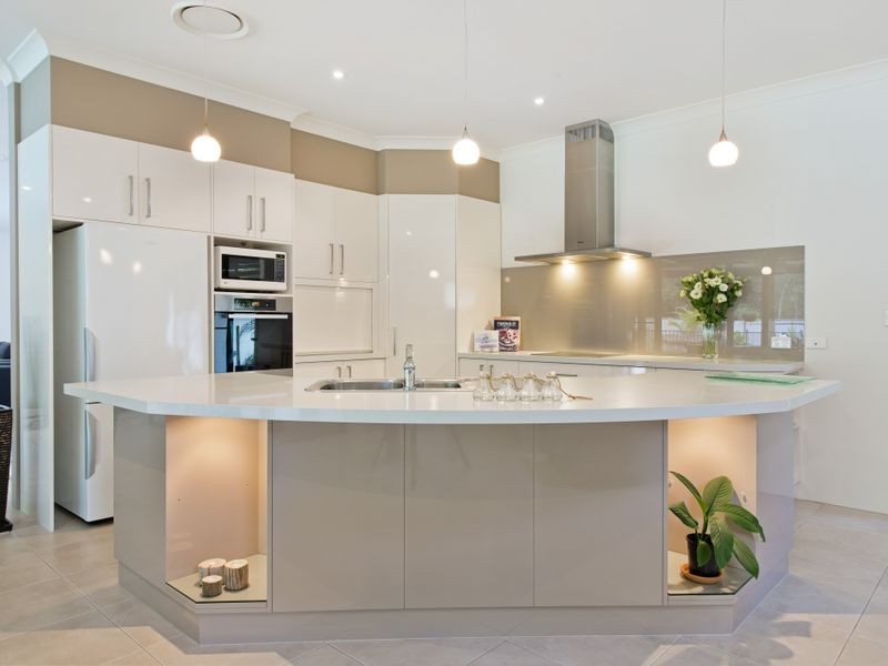 5 Grevillea Court, Lake Cathie NSW 2445