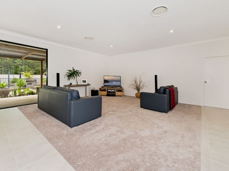 5 Grevillea Court, Lake Cathie NSW 2445