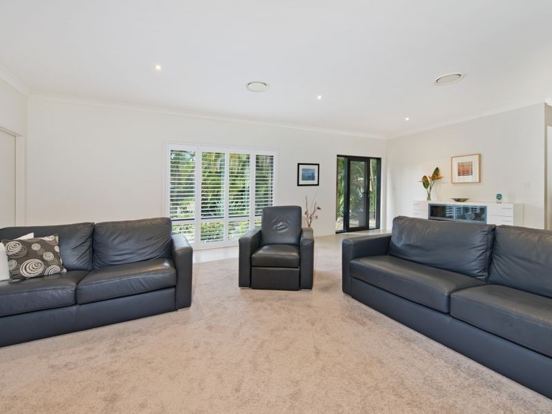 5 Grevillea Court, Lake Cathie NSW 2445