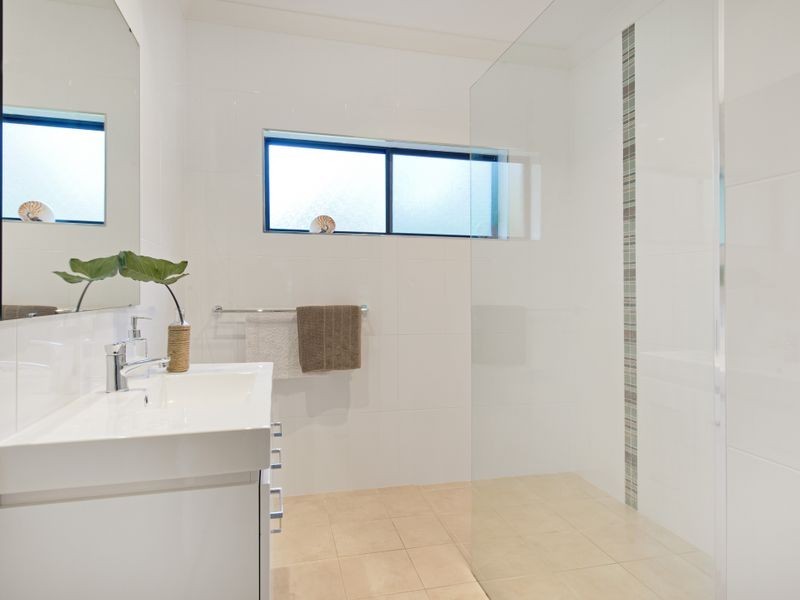 5 Grevillea Court, Lake Cathie NSW 2445