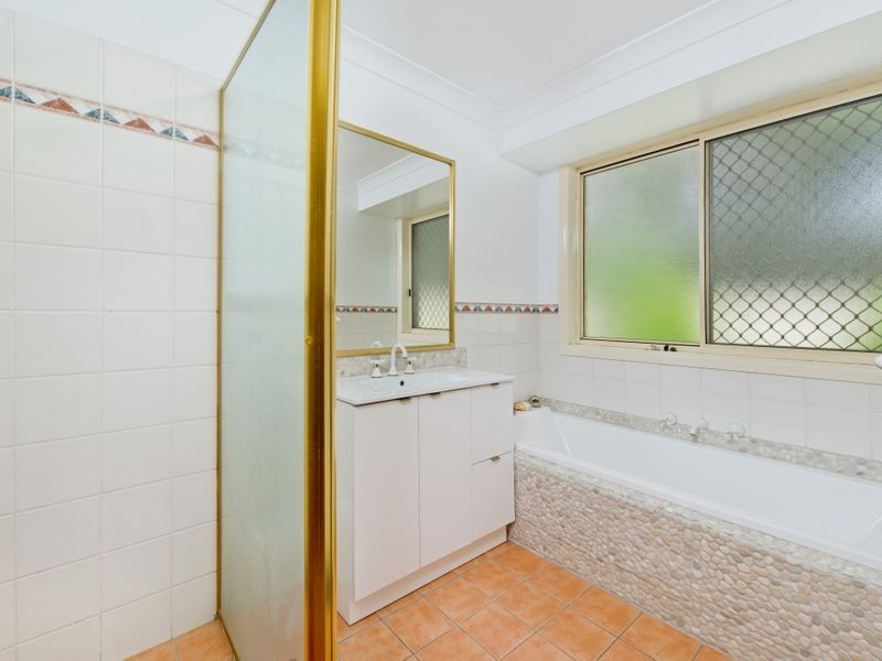 30 Lakeside Way, Lake Cathie NSW 2445