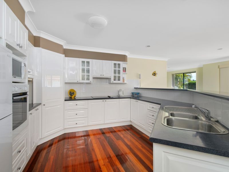 20 Ernest Street, Lake Cathie NSW 2445