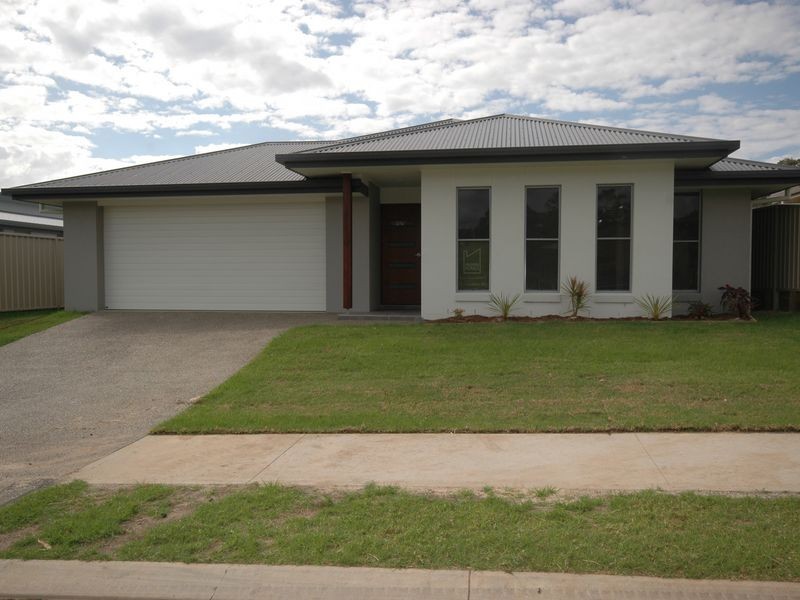 10 Solomon Drive, Lake Cathie NSW 2445