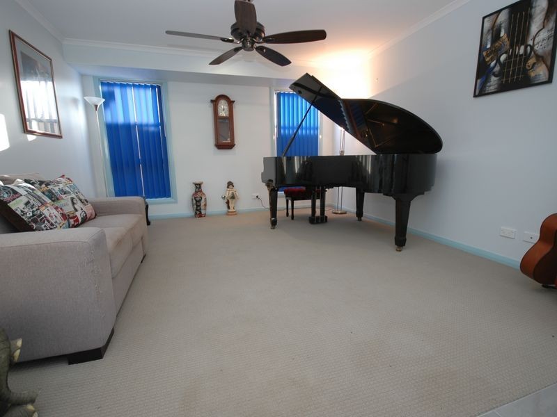 13 Kara Close, Lake Cathie NSW 2445