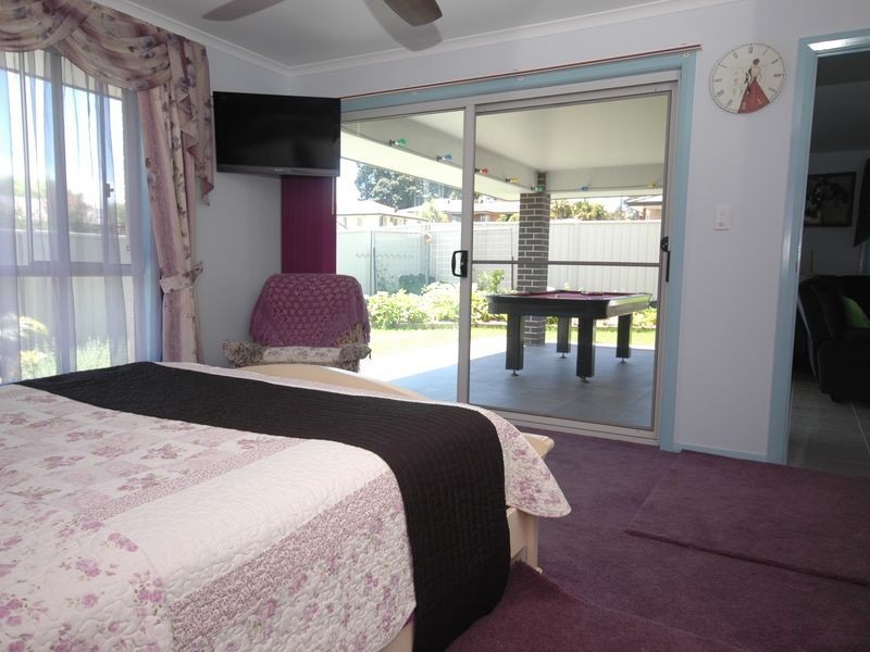 13 Kara Close, Lake Cathie NSW 2445