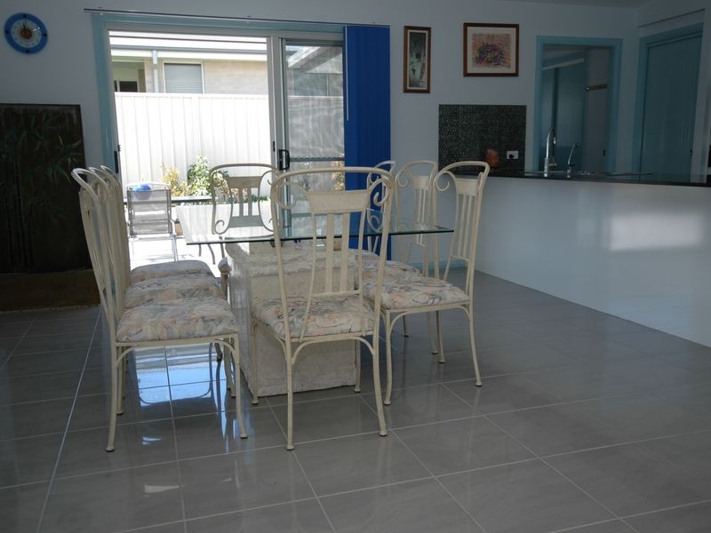 13 Kara Close, Lake Cathie NSW 2445