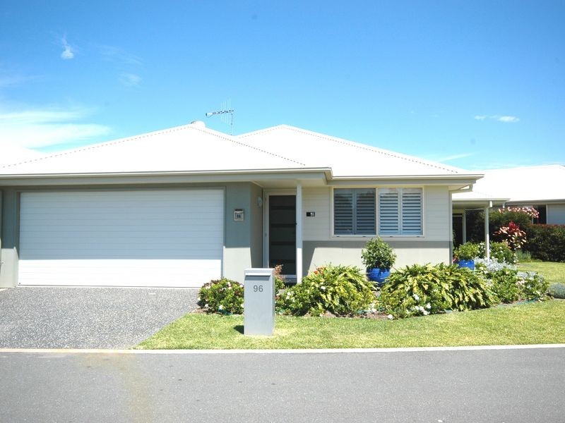 96 North Atlantic Circuit, Lake Cathie NSW 2445