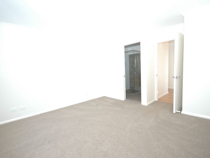 1 Kara  Close, Lake Cathie NSW 2445