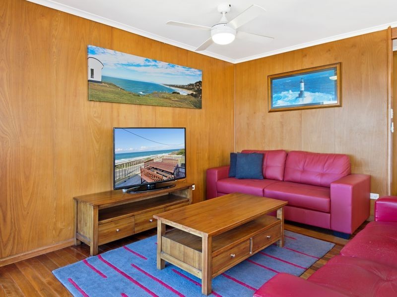 29 Illaroo Road, Lake Cathie NSW 2445