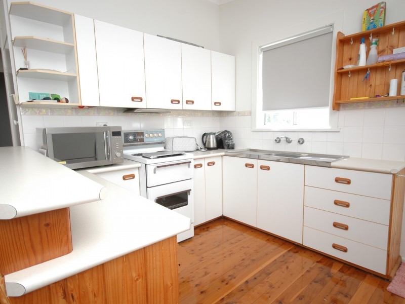 2 Boodgery street, Lake Cathie NSW 2445