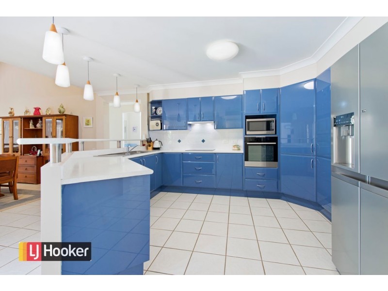 7 Fishermens Way, Lake Cathie NSW 2445