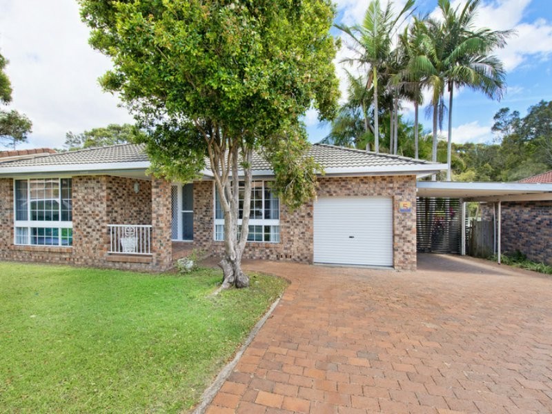 5 Fiona Crescent, Lake Cathie NSW 2445
