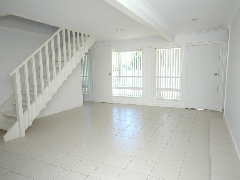 11 Parry Street, Lake Cathie NSW 2445