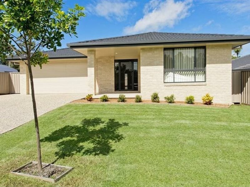 6 Kara Close, Lake Cathie NSW 2445