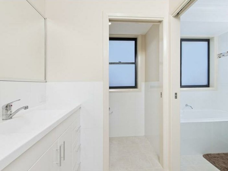 6 Kara Close, Lake Cathie NSW 2445