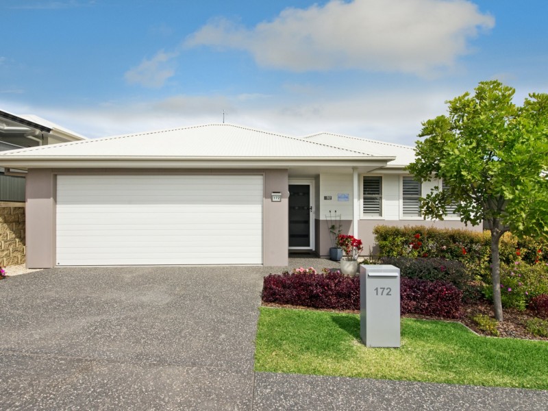 172 Bismarck Lane, Lake Cathie NSW 2445