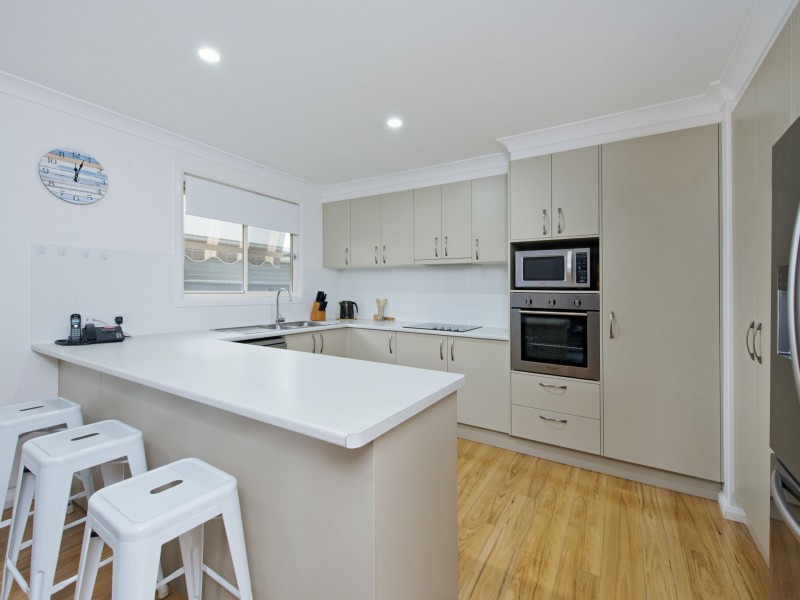 172 Bismarck Lane, Lake Cathie NSW 2445