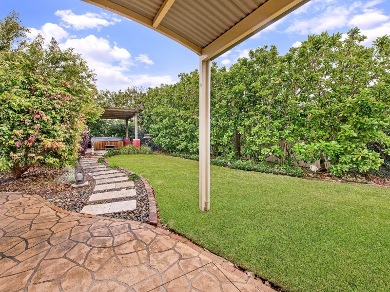 31 Bounty Avenue, Lake Cathie NSW 2445