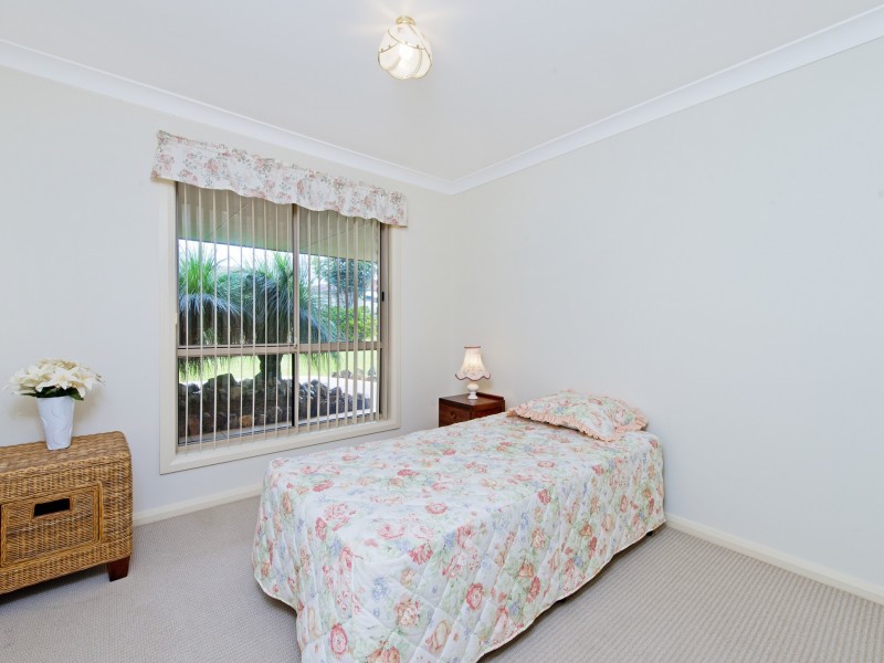 20 Bligh Place, Lake Cathie NSW 2445