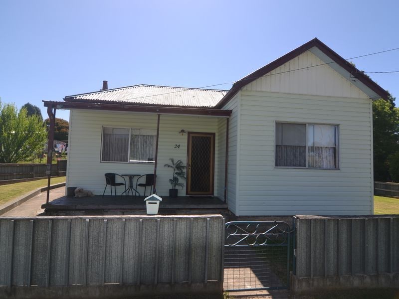 24 Purchas Street, Portland NSW 2847