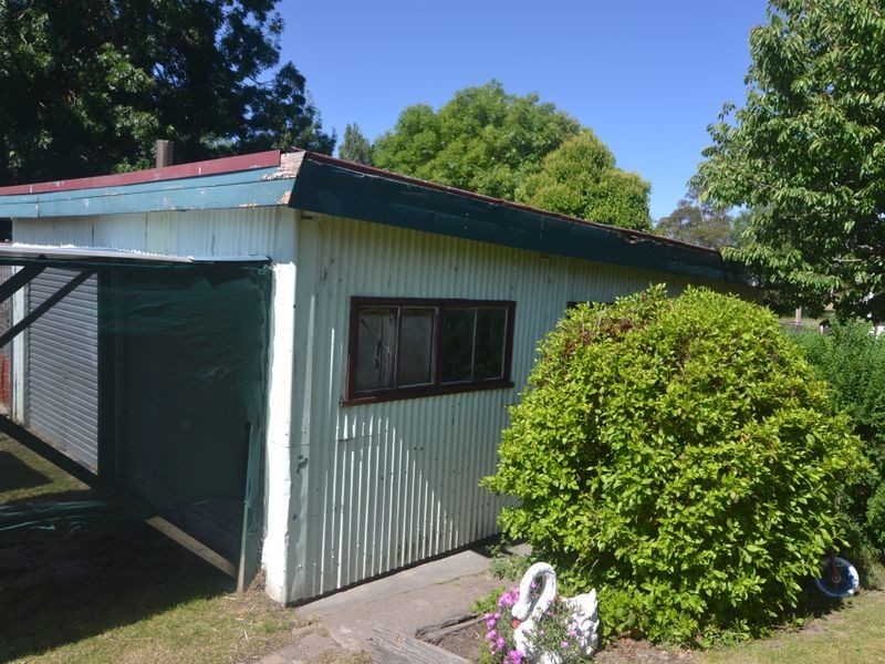 24 Purchas Street, Portland NSW 2847