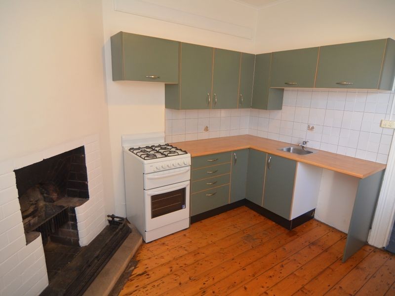 15 Waratah Street, Lithgow NSW 2790