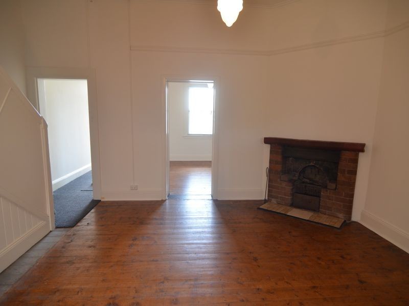 15 Waratah Street, Lithgow NSW 2790