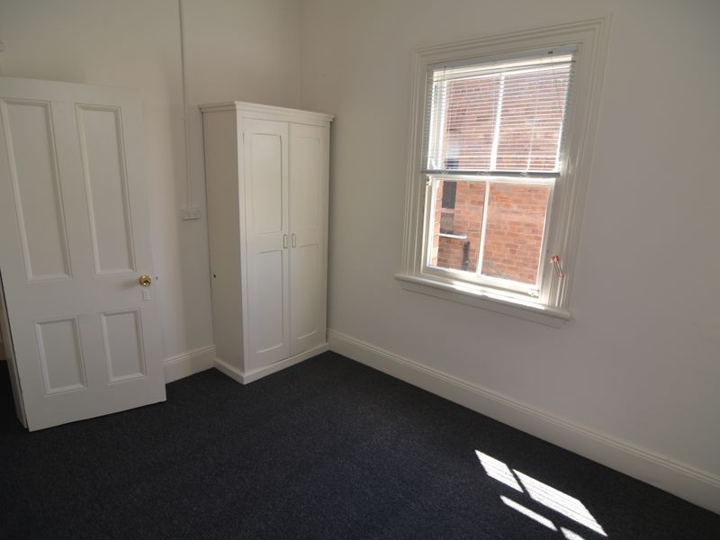 15 Waratah Street, Lithgow NSW 2790