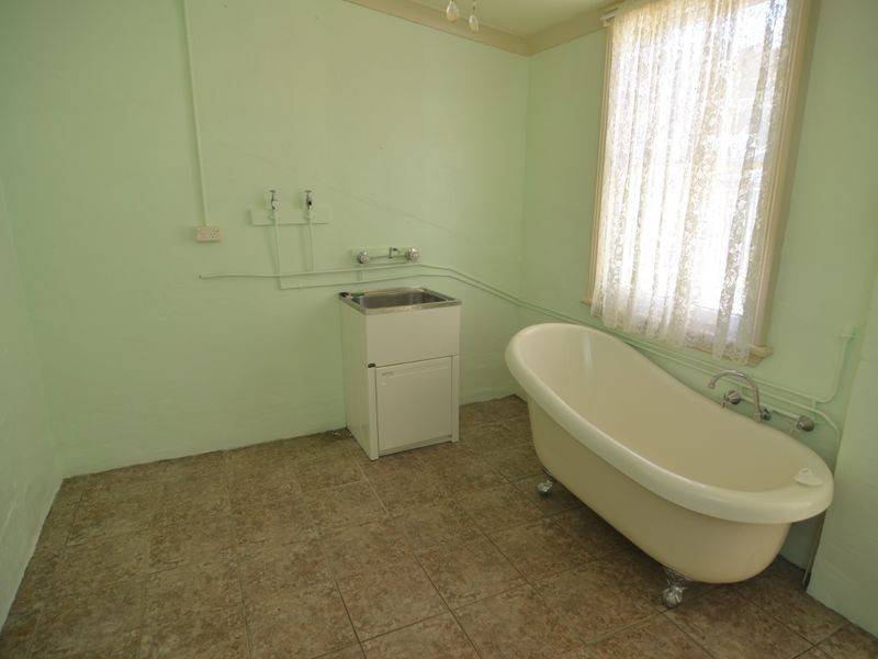 7 Brook Street, Lithgow NSW 2790