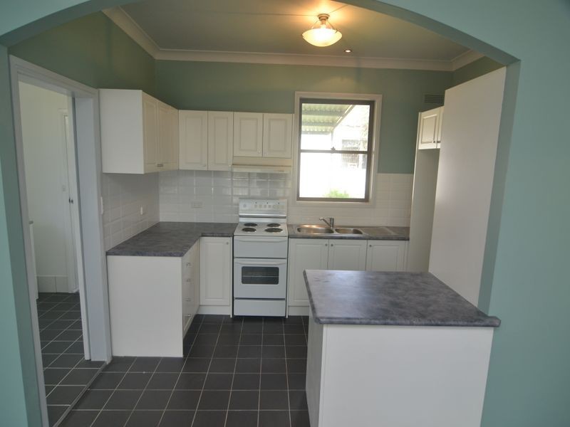 33 Stewart Street, Lithgow NSW 2790