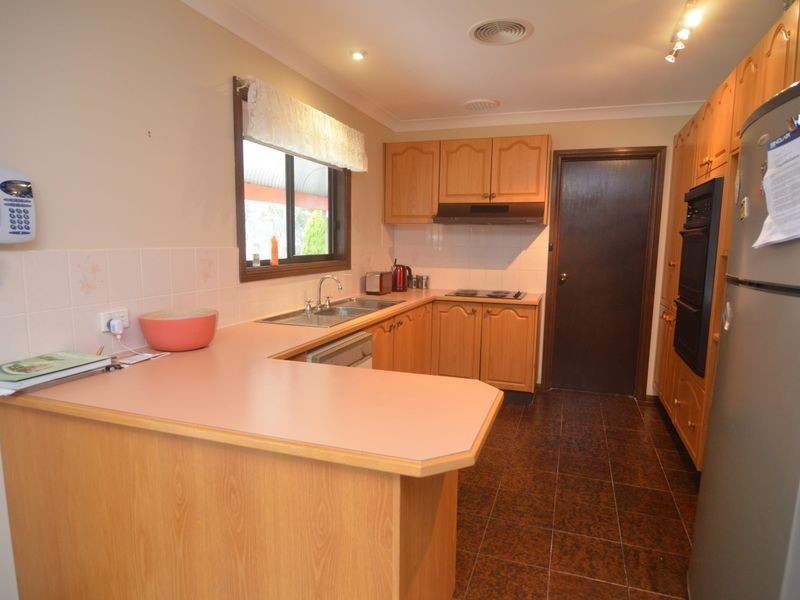 9 Main Street, Portland NSW 2847