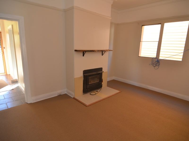 37 Tank Street, Lithgow NSW 2790