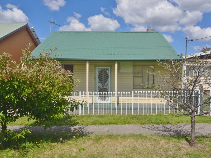 35 Tank Street, Lithgow NSW 2790