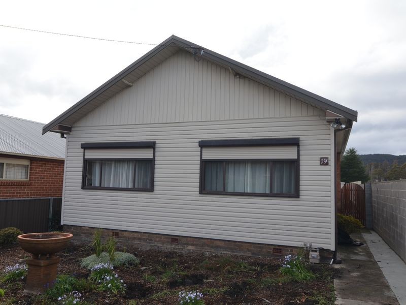 19 Tank Street, Lithgow NSW 2790