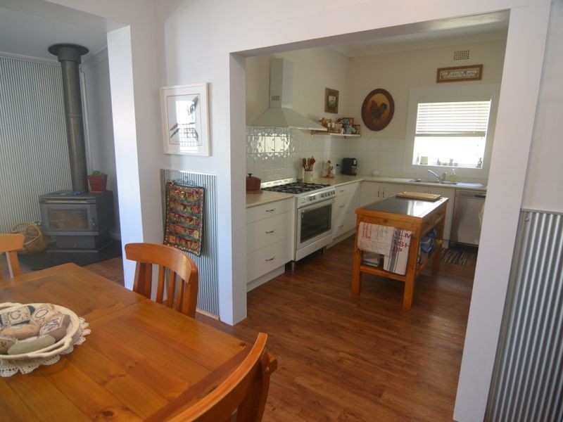 35 Ordnance Ave, Lithgow NSW 2790