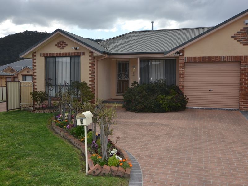9/ 25 Hoskins Ave, Lithgow NSW 2790
