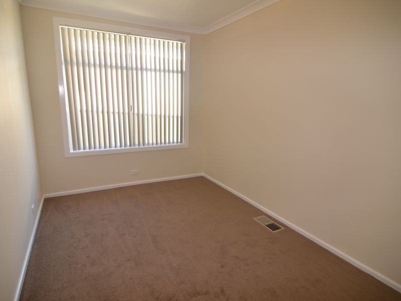 27 Lyon Parade, Wallerawang NSW 2845