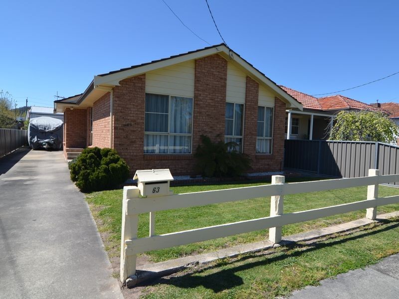 63 Enfield Ave, Lithgow NSW 2790
