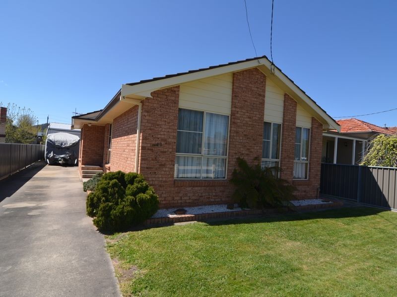 63 Enfield Ave, Lithgow NSW 2790