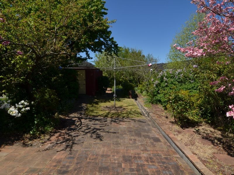 17 Guy Street, Lithgow NSW 2790