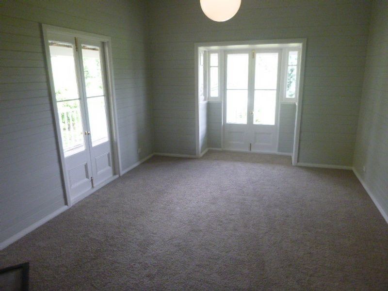 ‘Martindal Scribbly Gum Lane, Portland NSW 2847