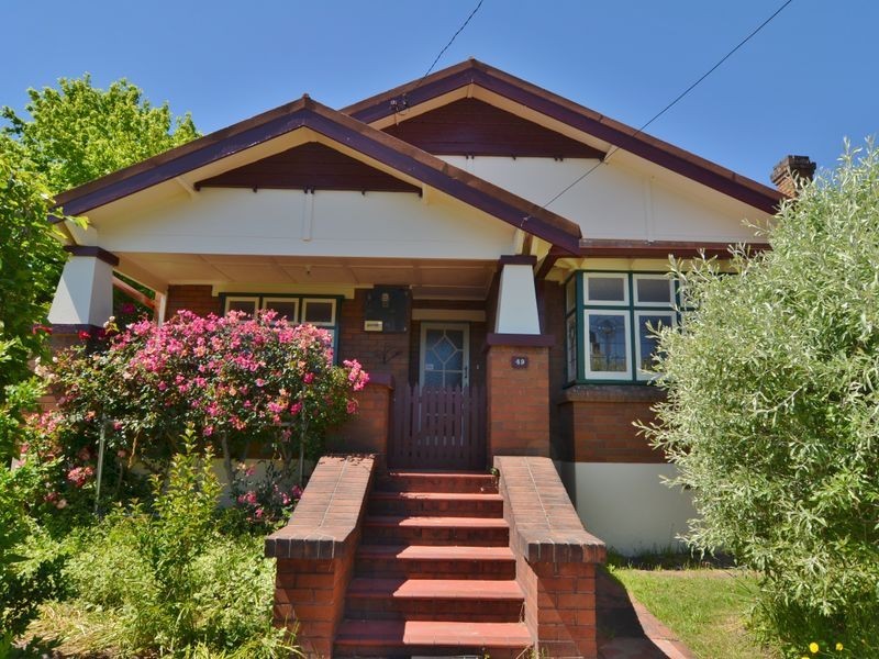 49 Chifley Road, Lithgow NSW 2790