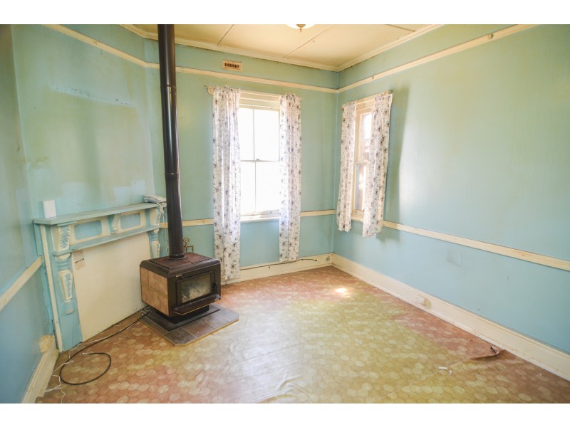 43 Inch Street, Lithgow NSW 2790