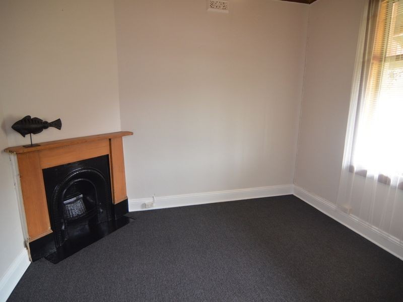 132 Macauley Street, Lithgow NSW 2790
