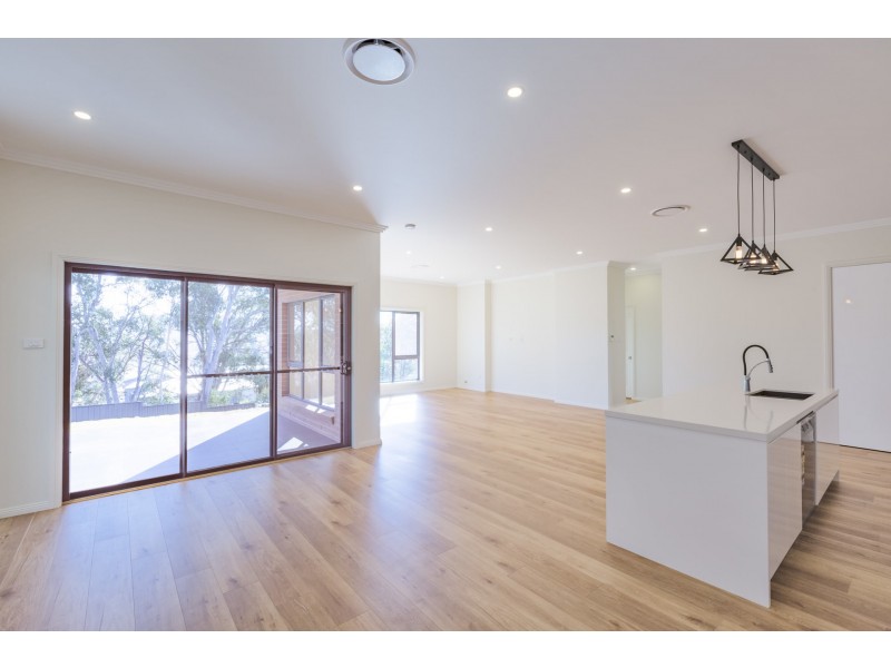 3 Hillcrest Avenue, Lithgow NSW 2790