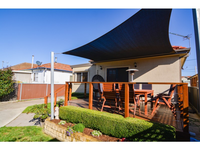 61 Enfield Avenue, Lithgow NSW 2790