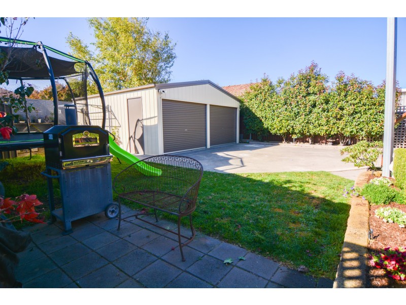 61 Enfield Avenue, Lithgow NSW 2790