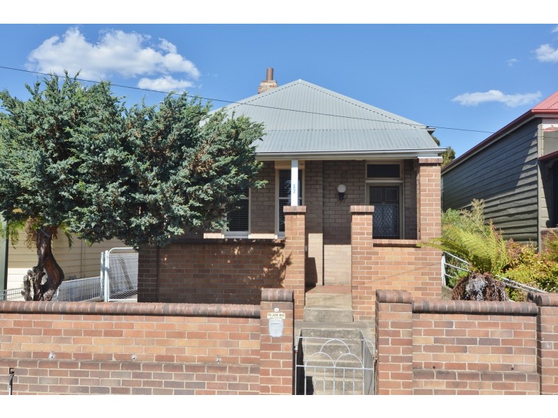 37 Calero Street, Lithgow NSW 2790